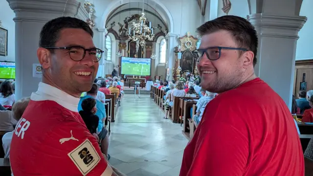 Das Public Viewing zeigte: Fußball kann Menschen auch an ungewöhnlichen Orten zusammenbringen. | Foto: Diözesansportgemeinschaft/Kopper