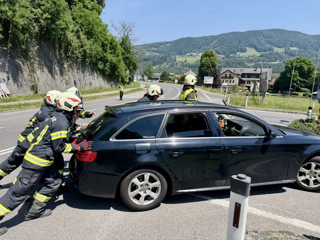 Die Fahrzeuginsassen blieben bei dem Unfall unverletzt. | Foto: C. Stoxreiter