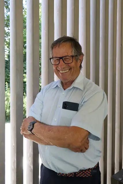 Ortschronist Otto Zeisler eröffnete die Ausstellung „Die Gemeinde als Bauherr“ mit Einblicken in die Gemeindegeschichte. | Foto: Kendlbacher