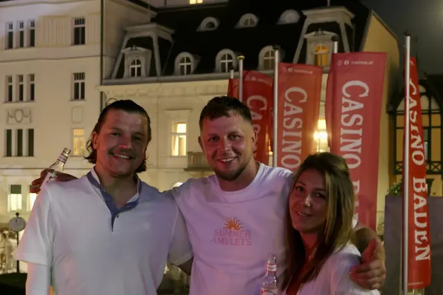 Das Casino Baden wurde sowohl innen als auch außen zu Party-Stage | Foto: Jona Brodhagen