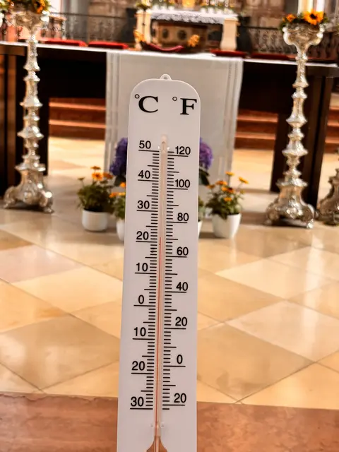21 - 22 Grad Celsius im Wiener Neustädter Dom. | Foto: MeinBezirk
