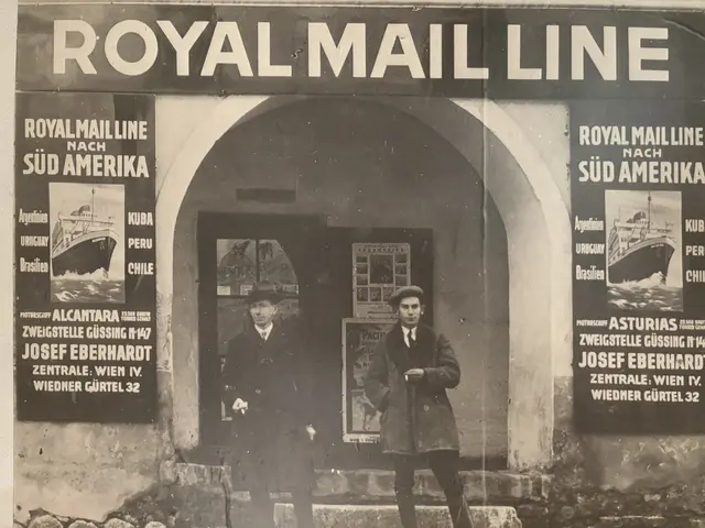 Anfang der 1920er Jahre unterhielten in Güssing mehrere Schifffahrtslinien Agenturen, die die Ausreisewilligen nach Amerika vermittelten. | Foto: Burgenländische Gemeinschaft