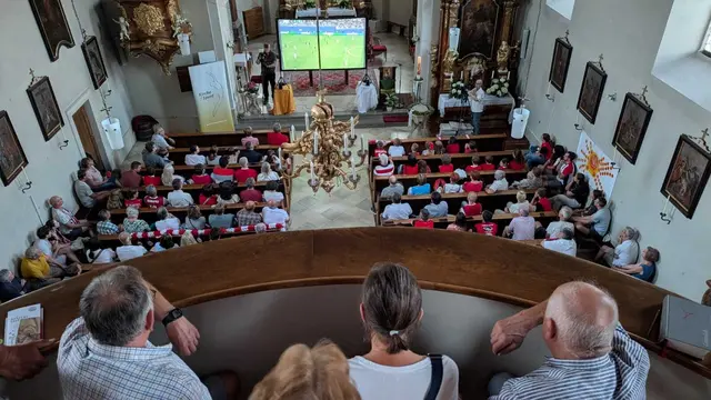Der Jubel über das späte 3:3 hallte durch die Georgs-Kirche – respektvoll, aber nicht minder emotional. | Foto: Diözesansportgemeinschaft/Kopper
