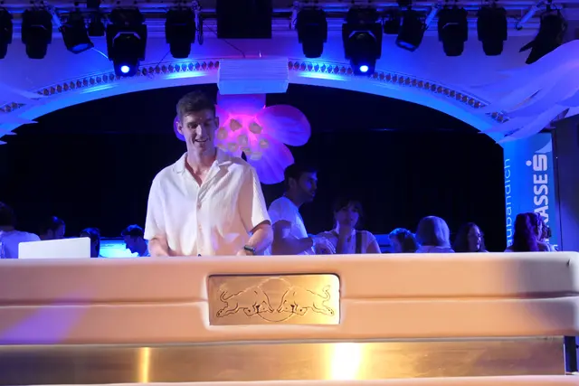 DJ LukeMo sorgte für die richtige Musik | Foto: Jona Brodhagen