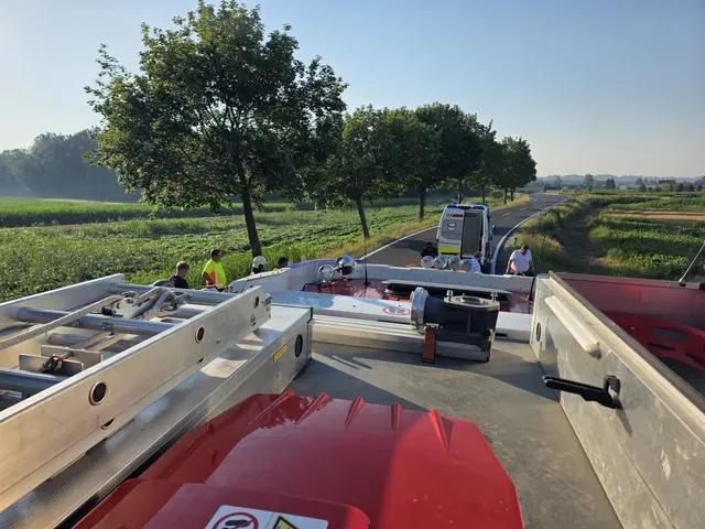Der verletzte Motorradfahrer wurde durch Rotes Kreuz und Feuerwehr erstversorgt. | Foto: FF Kalsdorf
