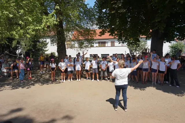 Das Sommerfest lockte zahlreiche Besucher an und sorgte für eine fröhliche Atmosphäre. | Foto: Volksschule Körnerstraße