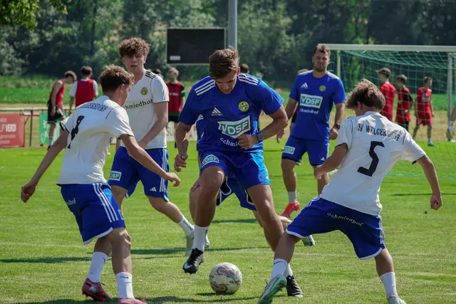 Team- und Kampfgeist stehen ganz oben auf der Tagesagenda.  | Foto: Angelina Kaiser
