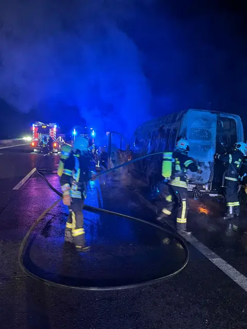 Voller Einsatz für Feuerwehren | Foto: FF Pressbaum und Wolfsgraben