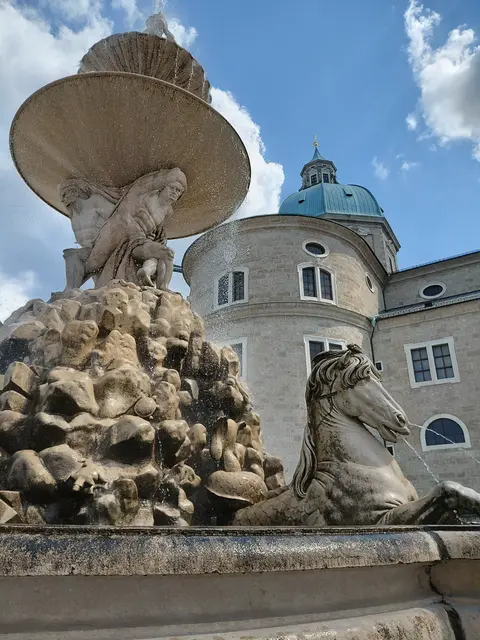 Im Hintergrund der Dom  | Foto: H.Bachinger
