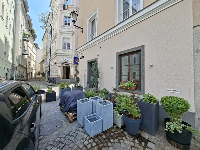 In der Adlergasse 14 (ehem. Taj Mahal) wird gerade umgebaut – hier zieht im Sommer das koreanische Café Dabang ein. | Foto: Dabang