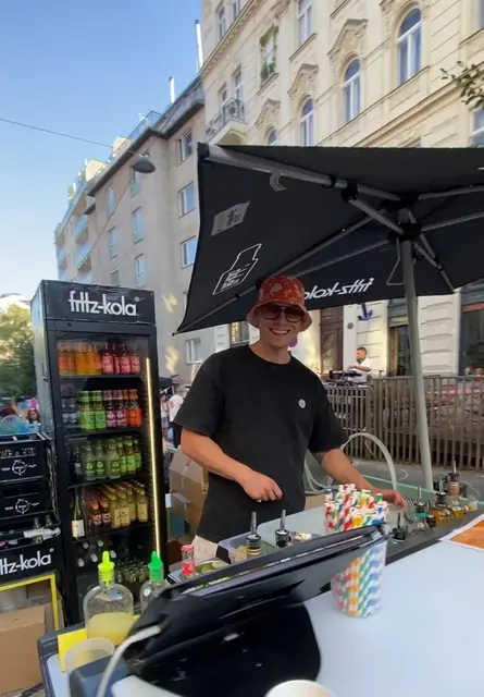 Für Erfrischung sorgten kreative Cocktails der Miranda Bar. | Foto: Berit Glaser