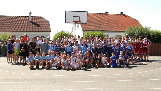 Einen hohen Unterhaltungswert, tollen Basketballsport mit spannenden Finalspielen bot das erste SMUDO-Gedenkturnier, zu dem ASKÖ GETSGO Stadtschlaining geladen hat.  | Foto: Peter Seper