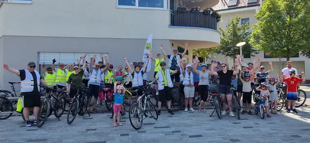 Die Aktion zeigte damit eindrucksvoll, dass Radfahren Menschen aller Altersgruppen verbindet. | Foto: Radlobby Deutsch-Wagram