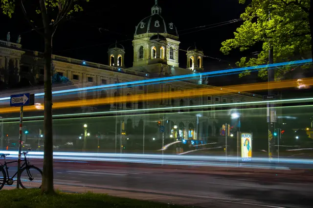 Die außergewöhnliche Hitzewelle ließ Österreich auch in der Nacht nicht los – und brachte einen neuen Rekord. (Symbolbild) | Foto: Iveri MODEBADZE/Unsplash