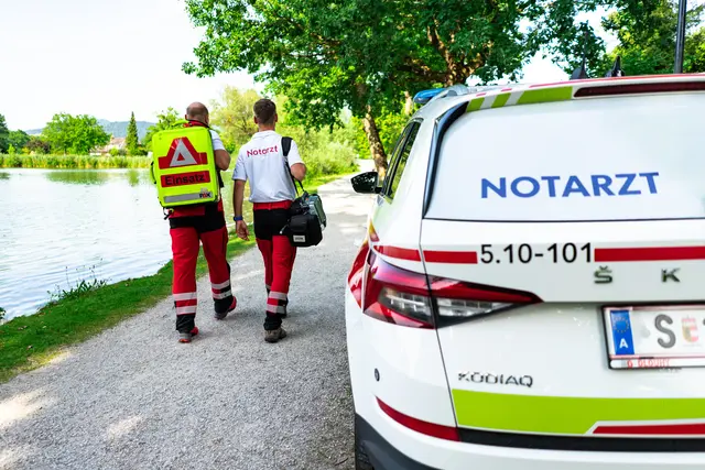 Sollte jemand alle oder auch nur einzelne dieser Symptome aufweisen muss sofort der Notruf gewählt werden. | Foto: Rotes Kreuz Salzburg / Stoltenberg