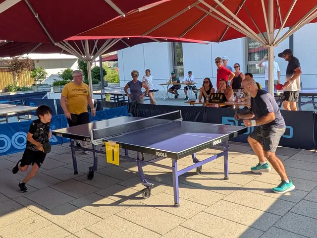 Jugendspieler Nick Horngacher (li.) setzte sich beim Laferl-Turnier vor Daniel Schöpf (Mitte) und Stefan Prantl (re.) durch 
