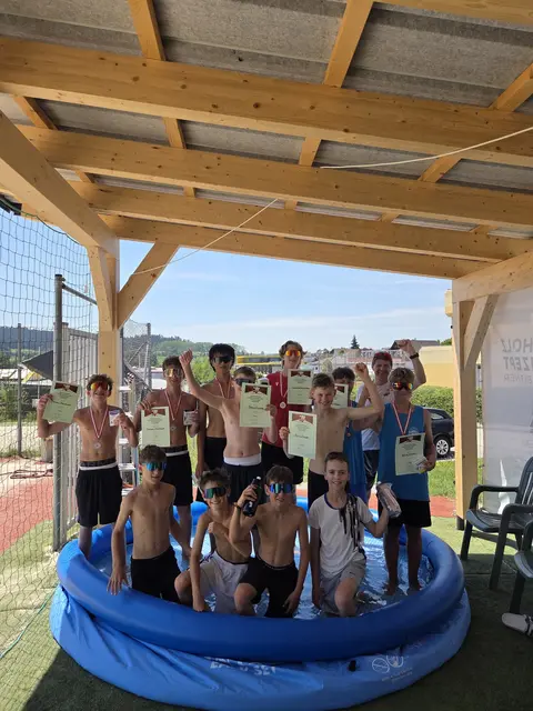 Die U15-Burschen bei den Landesmeisterschaften.  | Foto: Reischl
