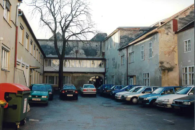 So sah der alte Innenhof noch vor mehr als 25 Jahren aus. | Foto: Eisenstadt