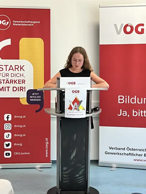 Jubiläumsausgabe des Aufsatzwettbewerbs des Gewerkschaftsbunds im Bezirk Scheibbs zeigt Engagement und Kreativität der Jugend.
 | Foto: Österreichischer Gewerkschaftsbund Bezirk Scheibbs