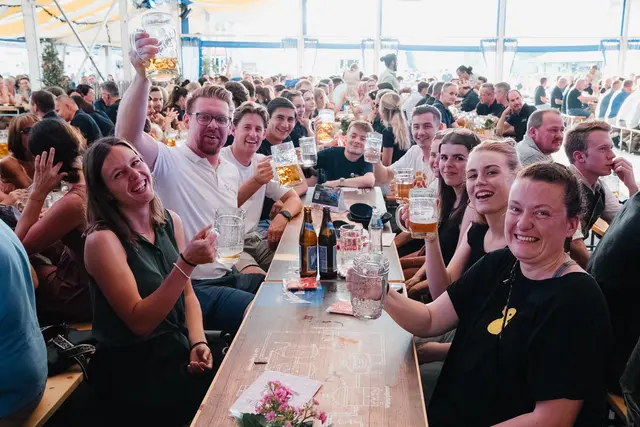 Perfekte Stimmung am Wieselburger Volksfest trotz brütender Hitze | Foto: Messe Wieselburg