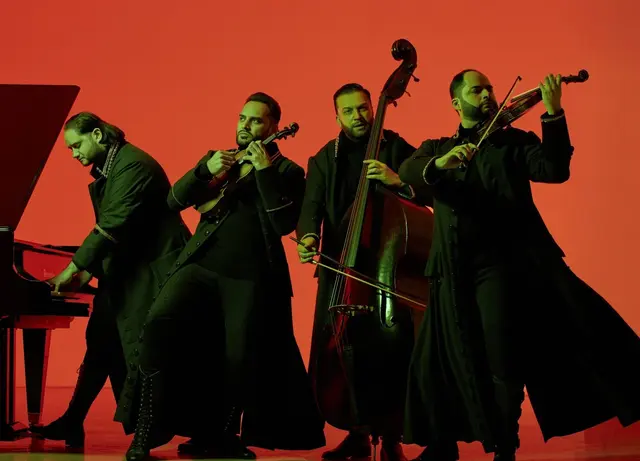 Das Janoska Ensemble: Den drei Brüdern aus Bratislava und ihrem Schwager ist es gelungen, einen eigenen, unverwechselbaren Stil zu kreieren. | Foto: Lungau Big Band