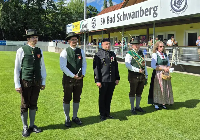 Die Musikkapelle Hollenegg feierte 140-Jahre-Jubiläum und das große Bezirksmusikfest 2026.