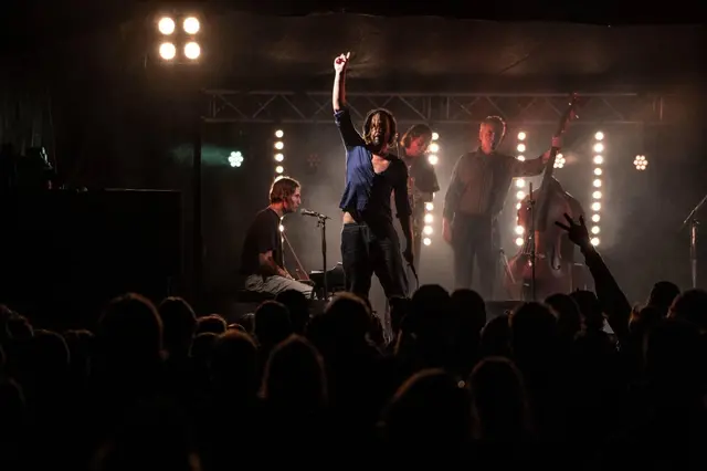 Auch Herwig Zamernik trat als Fuzzman mit seinen singenden Rebellen schon auf der Waldbühne beim Woodstockenboi Festival auf. | Foto: Privat