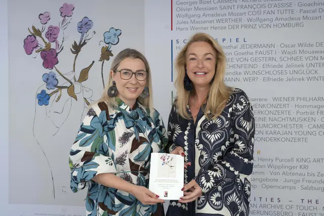 Fest zur Festspieleröffnung 2026: Renate Stelzl und Kristina Hammer | Foto: SF/Jan Friese