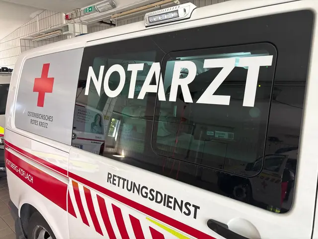 Der Notarzt des Roten Kreuzes Voitsberg-Köflach konnte nur noch den Tod des Mannes feststellen. | Foto: L. Gigerl/Rotes Kreuz Stmk.
