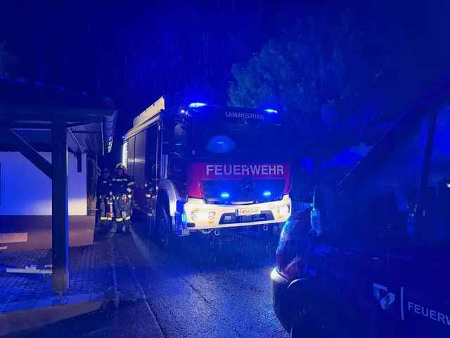 Die FF Lambrechten musste mehrere Keller auspumpen. | Foto: FF Lambrechten