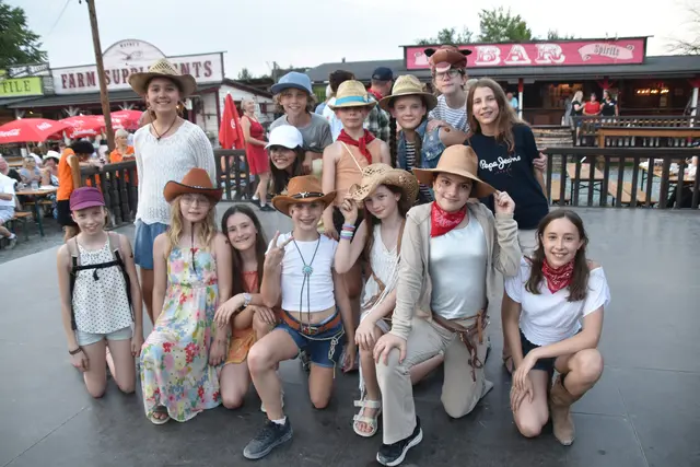 Junge Cowgirls und Cowboys aus Wien hatten ihren Spaß im Lucky Town. | Foto: MeinBezirk/Michael Strini