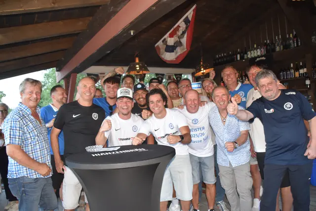 Der SV Großpetersdorf präsentierte diesmal die Weinbar. | Foto: MeinBezirk/Michael Strini