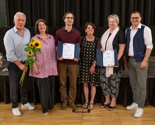 Martin Lammerhuber, Geschäftsführer der Kultur.Region.Niederösterreich, Akademie-Leiterin Helga Steinacher, Lukas Kerbler, Lehrgangs-Leiterin Brigitta Schmidt-Lauber, Michaela Schaller und Harald Froschauer, Geschäftsführer der Volkskultur Niederösterreich. | Foto: Erich Marschik