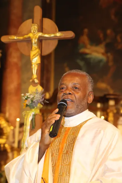 Pfarrer Peter Onyi Okeke tritt als Pfarrer von Andau, St. Andrä am Zicksee und Tadten sowie als Leiter des Seelsorgeraums Heideboden in den Ruhestand. | Foto: Gottfried Wolf