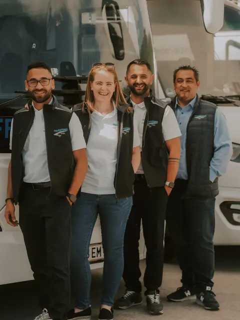 Das Team rund um Femir Sahitaj sorgt für wundervolle Reiseerlebnisse. | Foto: Frauensteiner Reisen