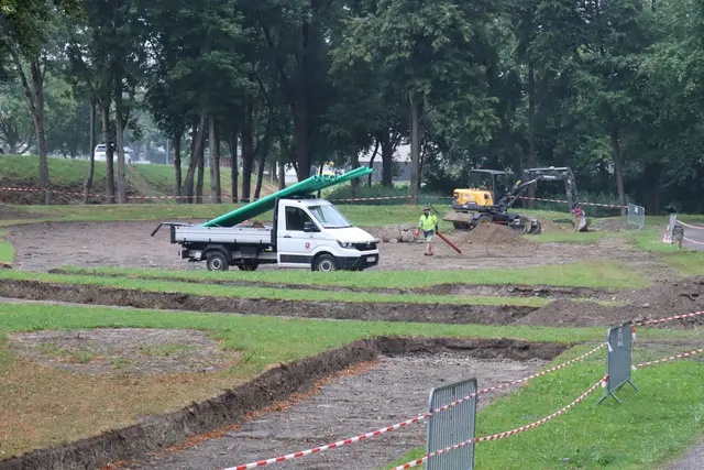 Mit dem neuen Bewegungspark soll am Teich in Volders ein moderner Treffpunkt für junge Menschen und Familien geschaffen werden. | Foto: Kendlbacher