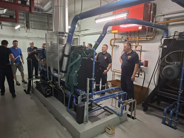 Hauptaugenmerk der Begehung galt den Brandschutzeinrichtungen, Sicherheitseinrichtungen, Heizungsanlagen, Batterieräume usw. | Foto: FF Waidhofen/Thaya