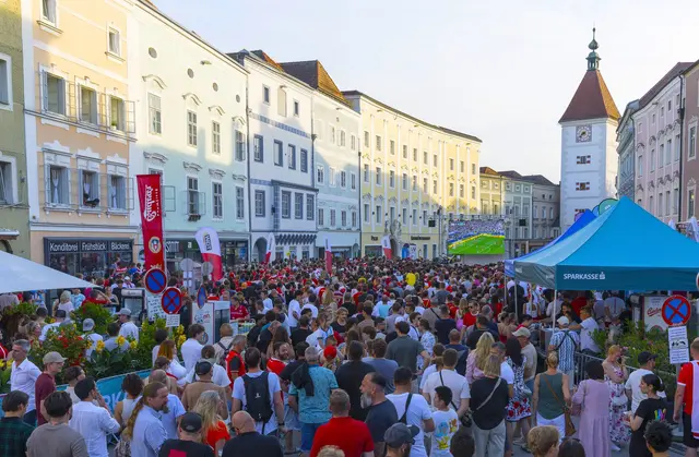 Beim kommenden Spiel Österreich gegen Spanien verlegt Wels seine Fußball-Fanmeile mit Public Viewing auf die Ringstraße. | Foto: WMT