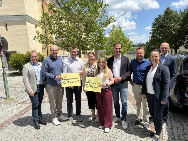 Gruppenfoto von Jungbürgermeisterinnen und -bürgermeister. | Foto: JVP OÖ
