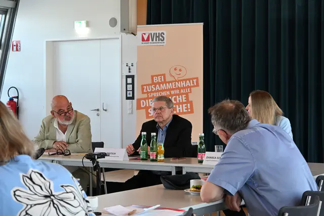 Auf seinen neuen Lebensabschnitt freut sich Herbert Schweiger. In welcher Form dieser genau stattfinden wird, sei für ihn allerdings noch offen. | Foto: Matthias Pandrea/MeinBezirk