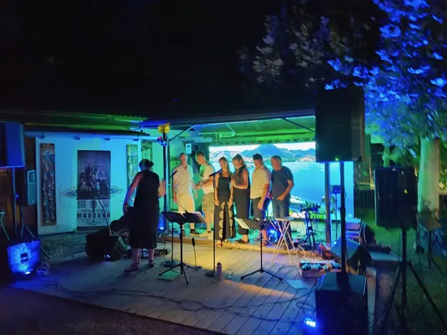 Die Band Manouka glänzte bei ihrem Open Air-Konzert. | Foto: Wabitsch