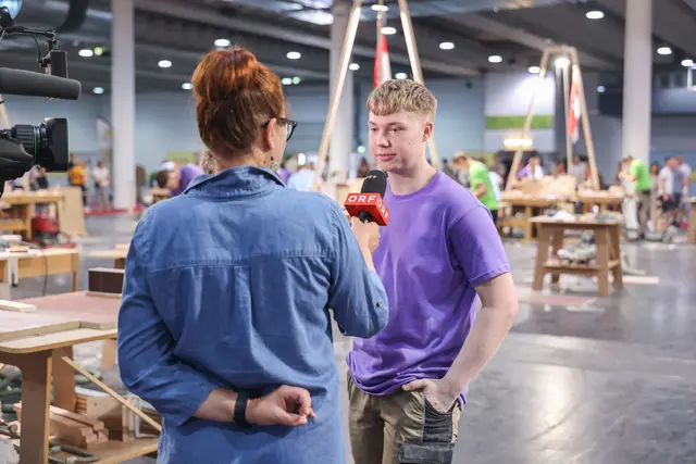 Gefragter Interviewpartner: Selbst im ORF stand die Jungfachkraft Rede und Antwort. | Foto: Christine Tropper