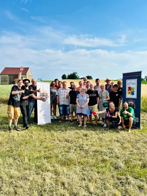 Die "Pinball Monkeys" und die "Flipper Rebläuse" beim vereinten Sommerfest in Auersthal.  | Foto: Sport- und Spielverein Multiplayer