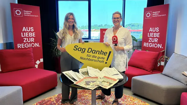 MeinBezirk, Kultur.Region.Niederösterreich und die "Glücksengerl" Pamina Eigelsreiter und Sandra Schütz sagen "Danke" fürs Mitmachen. | Foto: Lukas Triebelnig