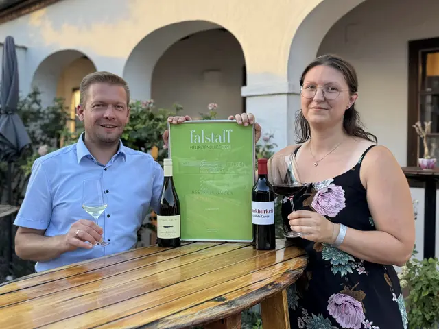 Die Podersdorfer Weinstuben setzt neben Hausweinen auch auf Regionalität. | Foto: Podersdorfer Weinstuben