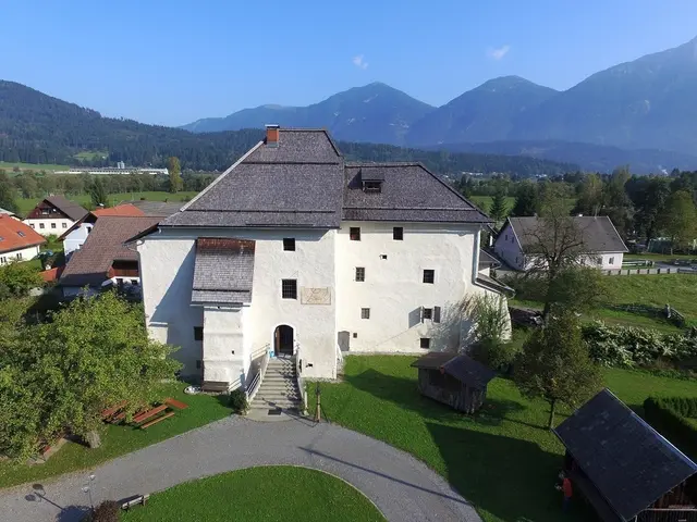 Lyrikabend im historischen Ambiente von Schloss Möderndorf | Foto: Peter Citti