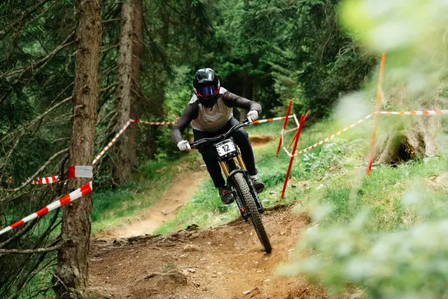 Österreichische Meisterschaften im MTB Downhill in Serfaus. Tolle Bilanz für Innsbrucker Team. | Foto: Wachsmann