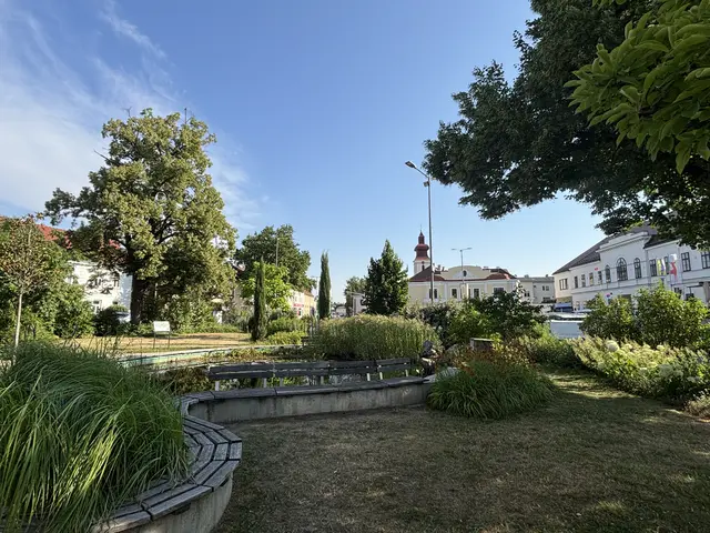 Der Stadtpark lädt zum Verweilen ein.  | Foto: Claudia Bräuer