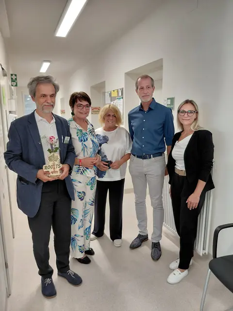 LR.in Prettner mit Gerald Kattnig, Leiter der AVS-Drogenambulanz und Gerda Sandriesser, 2. Vizebürgermeisterin Stadt Villach. | Foto: Büro LR.in Prettner