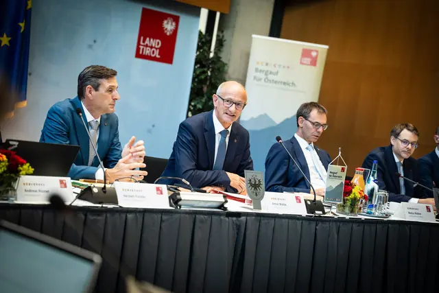 Landeshauptleutekonferenz: LH Anton Mattle zeigt sich in seiner Bilanz nach der Vorsitzführung unter dem Motto "Bergauf für Österreich" zufrieden, sieht den Arbeitsauftrag aber noch nicht abgeschlossen. | Foto: Matt